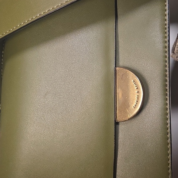 New CHARLES & KEITH Metallic Accent Push Lock Crossbody Bag - Picture 4 of 13